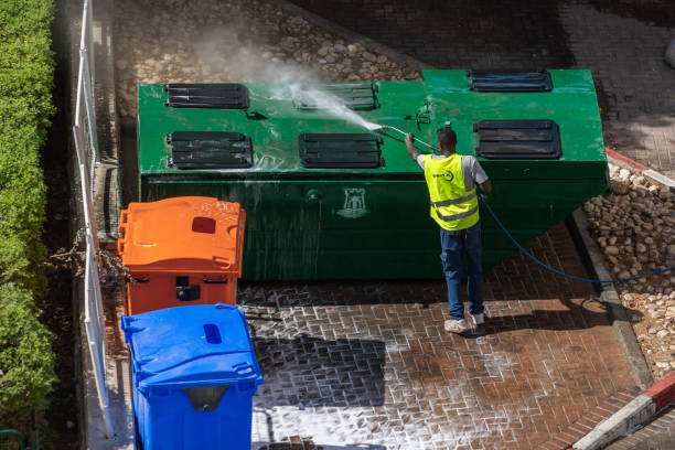 Best Local Pressure Washing Services  in Hampton, IA
